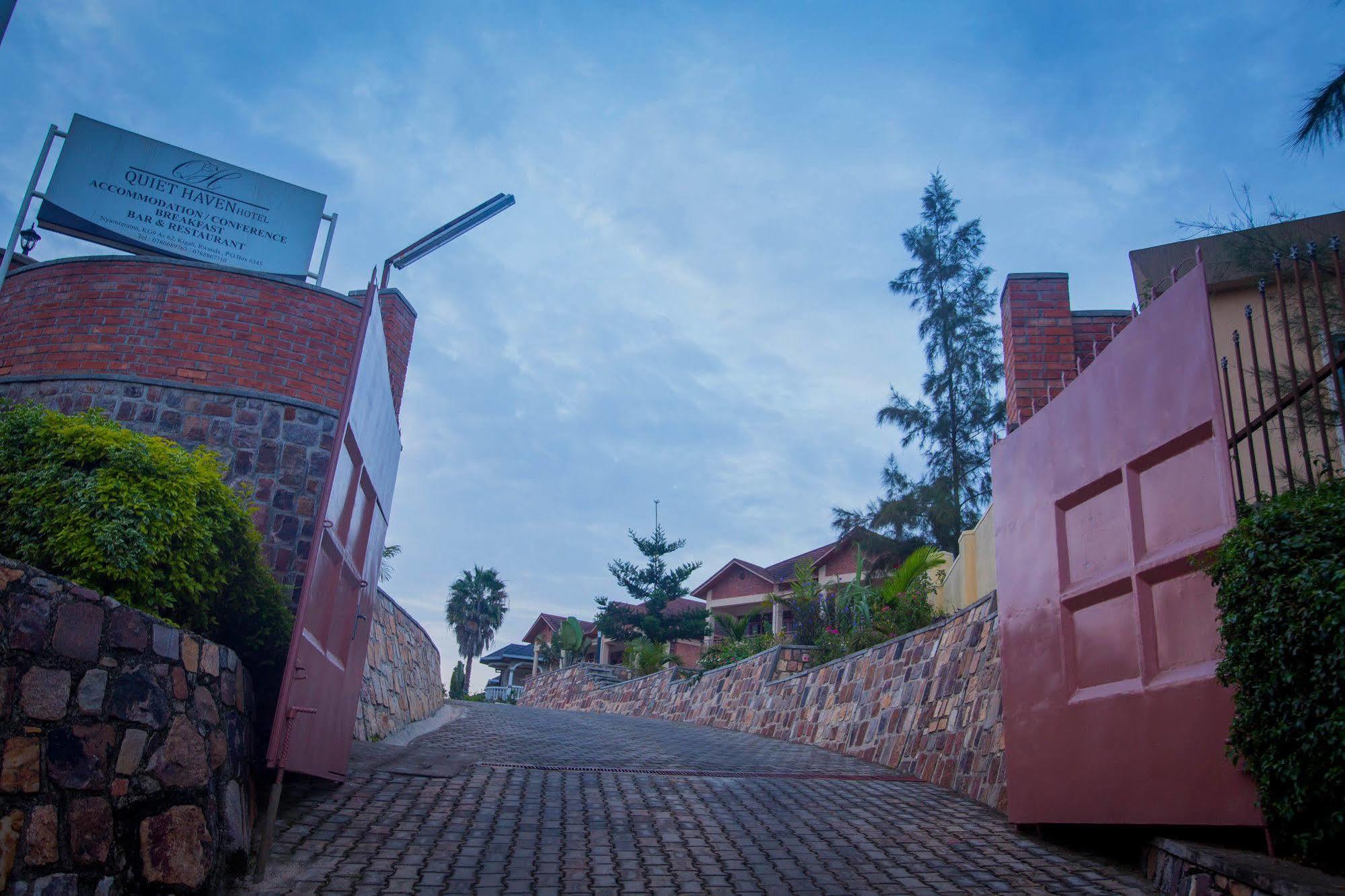 Quiet Haven Hotel Kigali Exterior photo