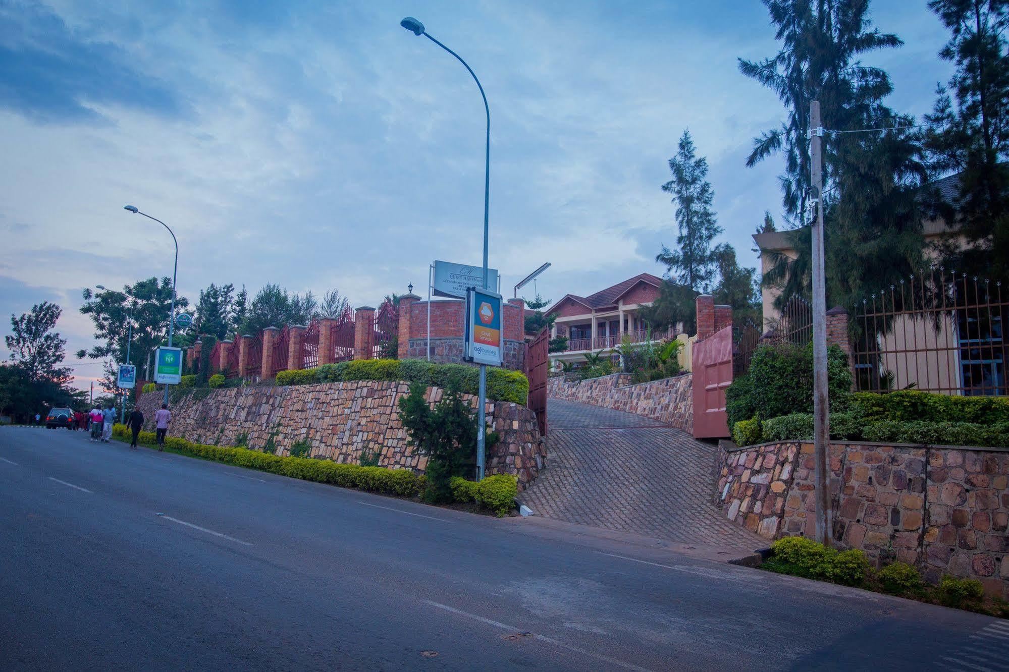 Quiet Haven Hotel Kigali Exterior photo